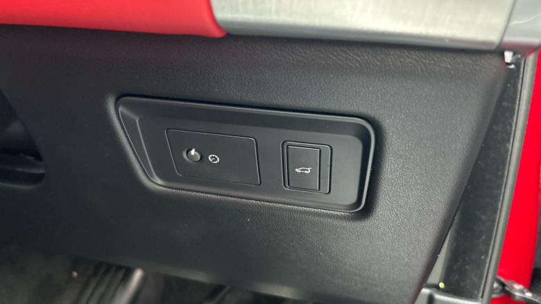 Land Rover Range Rover Sport 5.0 V8 S/C 575 SVR 5dr Auto Petrol Estate